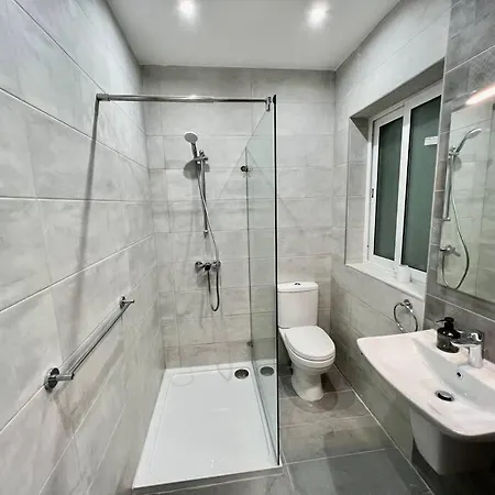 Luxurious Next To The Sea Gzira